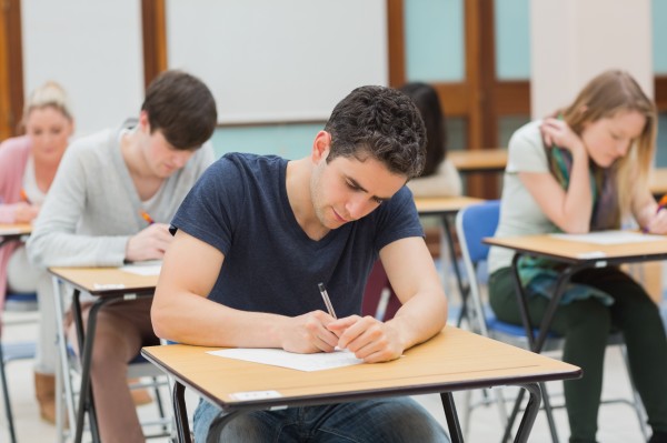 Infiintare firma. Servicii infiintari firme. Facilitati pentru studenti la infiintarea unei firme
